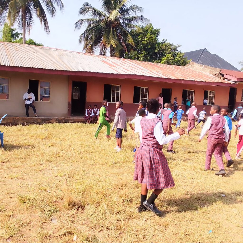 71ed7713-0892-42d7-a1e6-8a274d4ff3a5